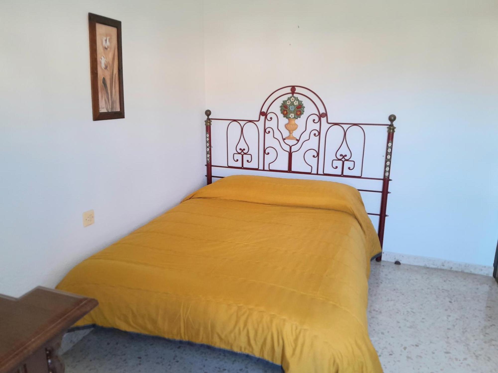 Room In Shared Apartment With Parking อัลมูเญการ์ ภายนอก รูปภาพ